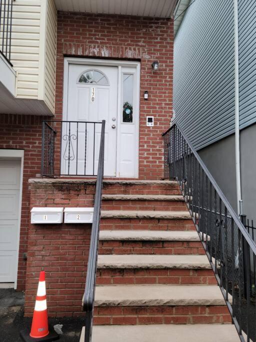 Ruby Suites 2A Newark Exterior photo